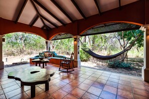 Terrace/patio - Villa Luna Grande Secluded Beach Estate (Guanacaste Province)