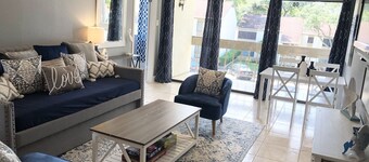 Luxury Lake Conroe Condo!! 