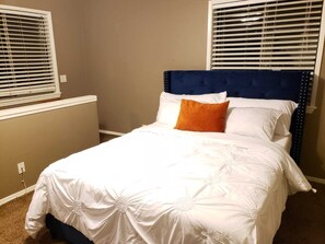 3 Schlafzimmer, Bügeleisen/Bügelbrett, kostenloses WLAN, Bettwäsche