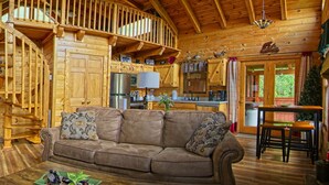 Unclassified image, 3 of 24, button - Cozy and Clean Pigeon Forge Cabin with Open Mountain Views - EASY ACCESS ROADS! (Sevierville)