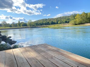 Property grounds - Current River Cottage (Doniphan)