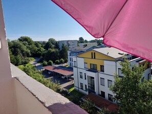 Unclassified image, 5 of 15, button