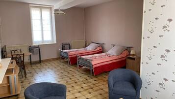 3 chambres, Wi-Fi gratuit, draps fournis