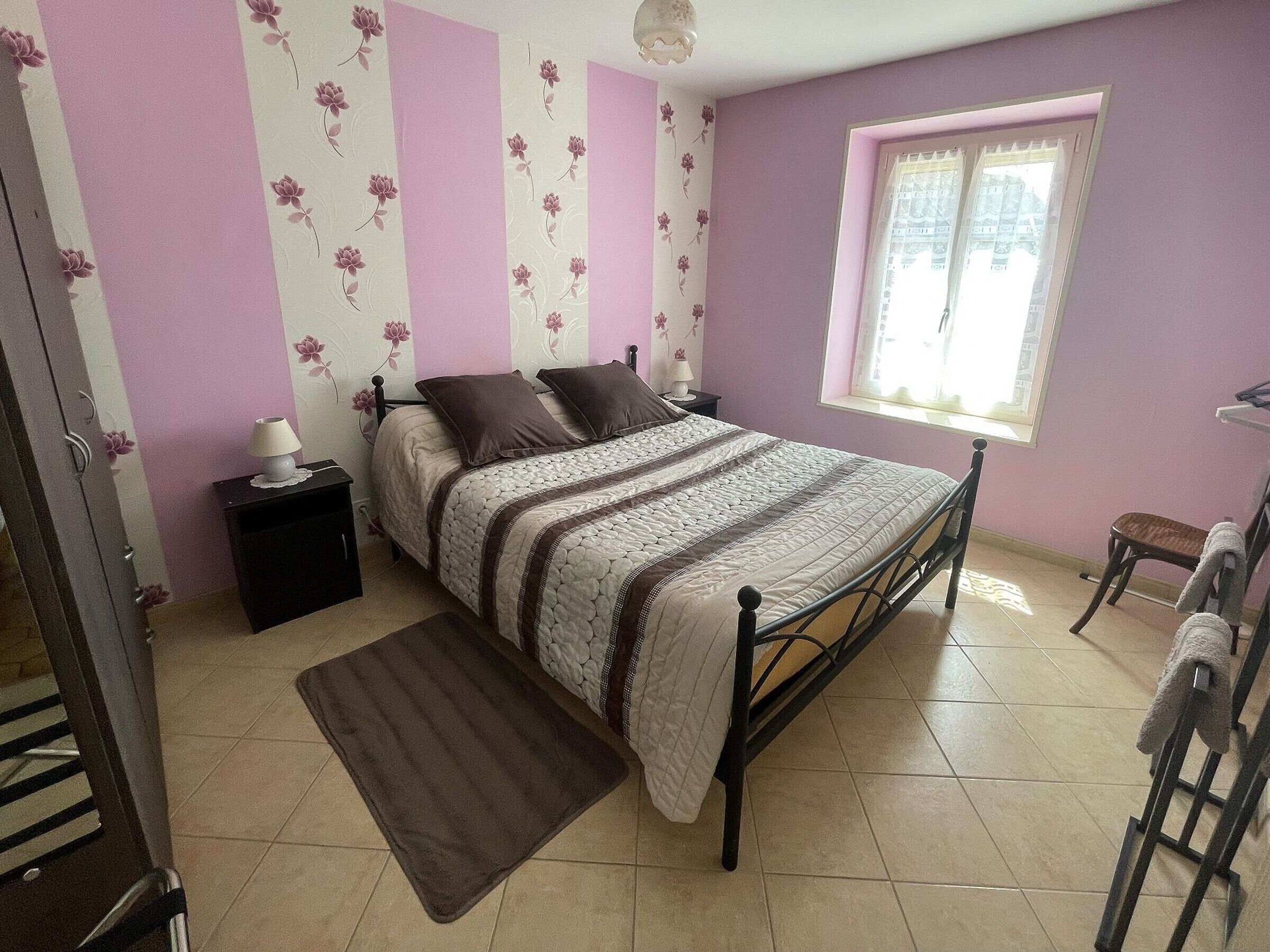 3 chambres, Wi-Fi gratuit, draps fournis