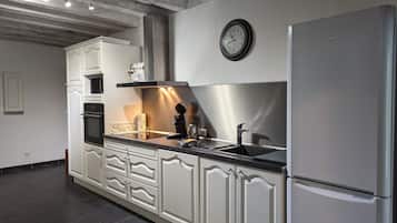 Refrigerador, microondas, lavavajillas