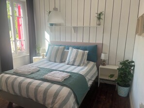 5 chambres, lit parapluie, Wi-Fi gratuit, draps fournis