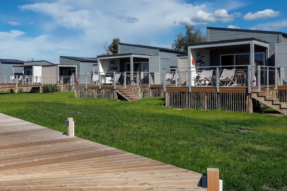 Lodges de Camargue - Natura Resort by null