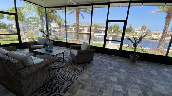 Interior - Waterfront Hernando beach 3 beds/2bath on deep water canal w/Dock, Fishing/kayak (Hernando Beach)
