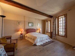 3 chambres, Wi-Fi gratuit, draps fournis