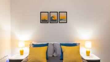 1 bedroom, desk, iron/ironing board, WiFi