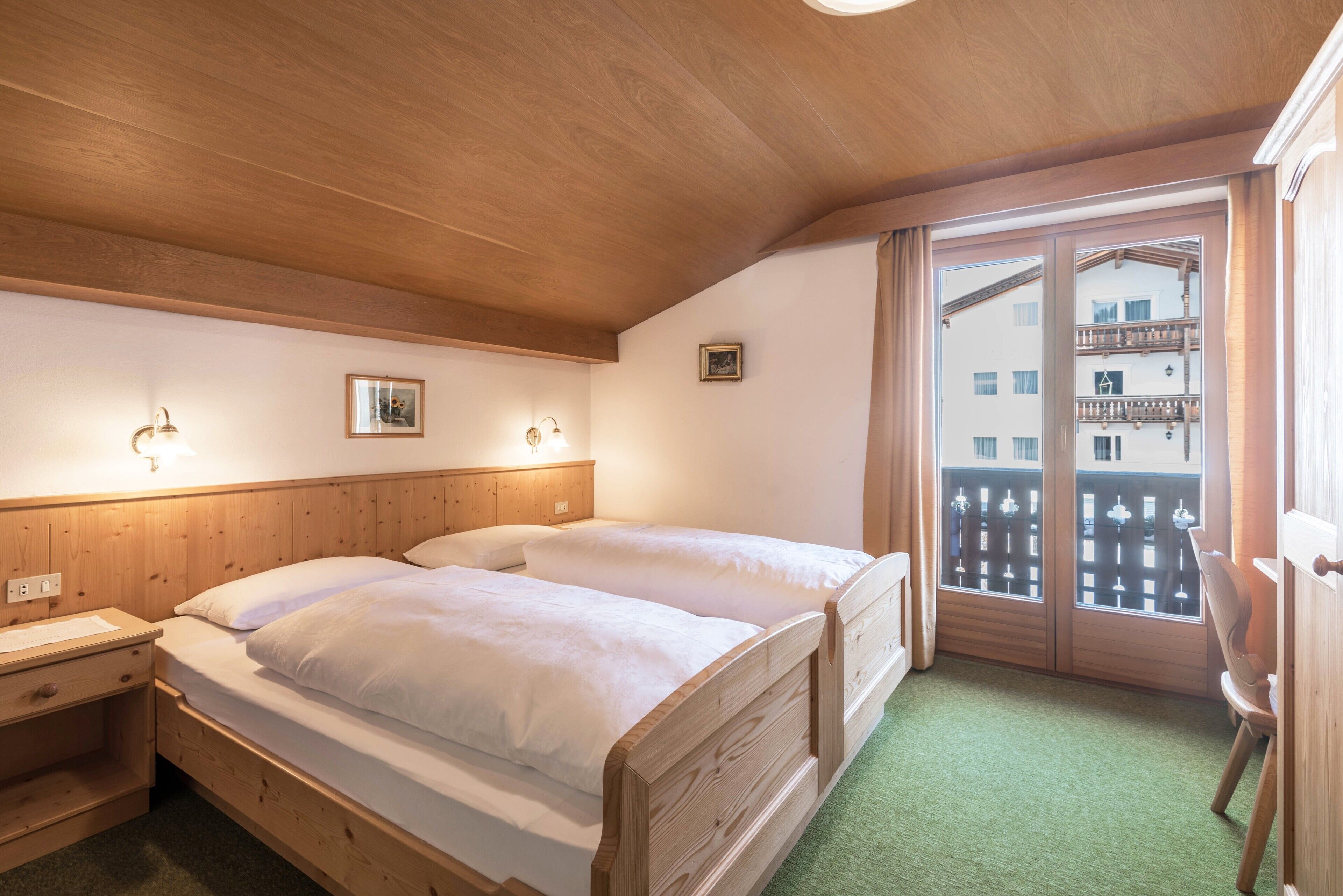 3 habitaciones, wifi gratis y ropa de cama 