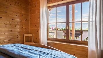 4 Schlafzimmer, Bügeleisen/Bügelbrett, kostenloses WLAN, Bettwäsche