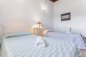 2 chambres, Wi-Fi gratuit, draps fournis