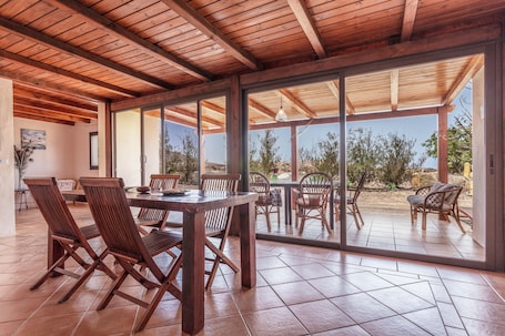 Dining. Holiday Home "Oasis en Cotillo" with Terrace, Grill, Panoramic View & Fans