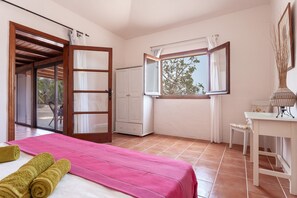 2 camere, ferro/asse da stiro, Wi-Fi gratuito, lenzuola