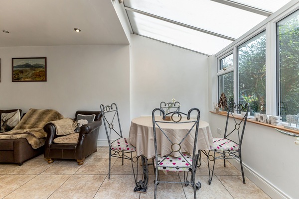Sun room area