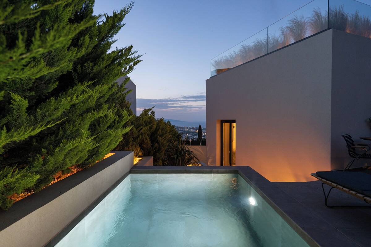 Premier Suite with Private Heated Pool | 전용 수영장