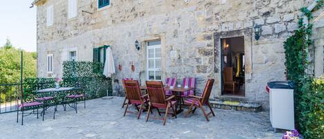 House (Four Bedroom Holiday Home with Terrac) | Exterior