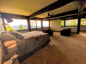 Premier House, 4 Bedrooms, Mountain View, Mountainside | 4 bedrooms, individually decorated, individually furnished - Ridge Line Lodge in Dalton, NH - by Bretton Woods Vacations (Whitefield)