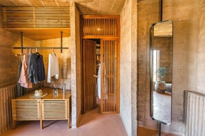 Master Casita - 1 King Bed | 1 dormitorio, ropa de cama de alta calidad, caja fuerte