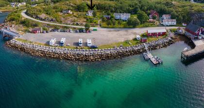 Villa with fantastic view located in Skrolsvik Harbor