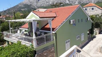 Apartment (Two Bedroom Apartment with Terrace an) | Terrace/patio
