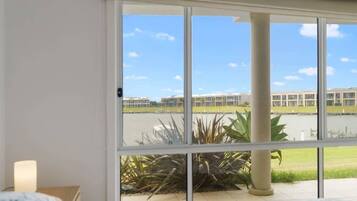 3 間睡房、熨斗/熨衫板、Wi-Fi、床單