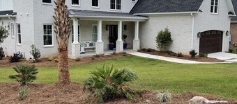 Family House on Lake Murray. 6 bedroom 6 1/2 bath house with big water view.