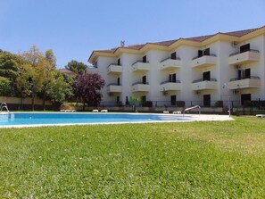 Pool - Garden Relax Suite . (Mairena del Aljarafe)