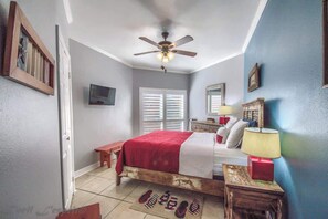 2 bedrooms, iron/ironing board, free WiFi, bed sheets