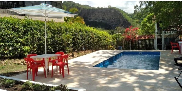 Piscine extérieure