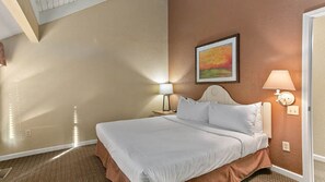 1 bedroom, in-room safe, iron/ironing board, WiFi - One Bedroom Deluxe Condo, Pigeon Forge (2149510) (Pigeon Forge)