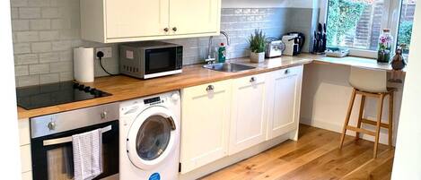 Leilighet, 3 soverom | Eget kjøkken | Kjøleskap, mikrobølgeovn, ovn og kokeplater