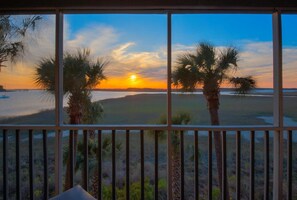 Property grounds - 101 Mariners Cay! Luxury Living, Community Pool, & Stunning Views! (Charleston)