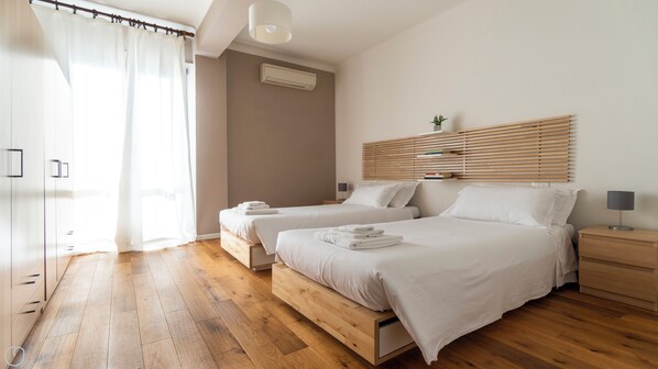 1 chambre, fer et planche à repasser, Wi-Fi gratuit, draps fournis