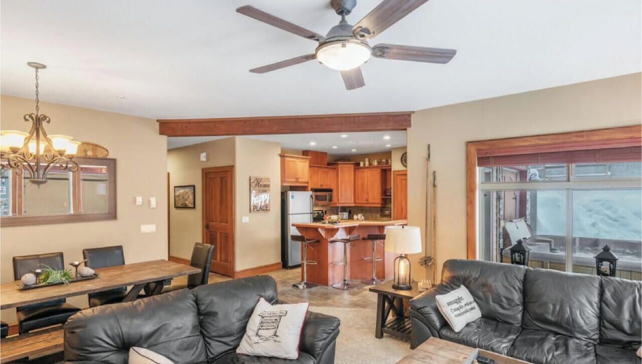 TV, fireplace, video games