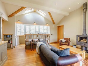 Fireplace - 2 bedroom accommodation in Malham (Malham)