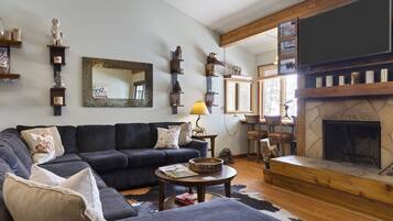 TV connectée, cheminée