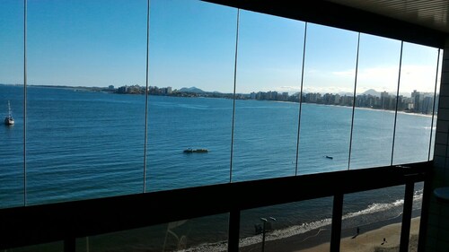 Ed O Mar Prata 03 Bedrooms Beachfront Guarapari with 2 parking spaces