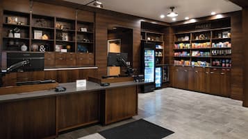 Lobby lounge