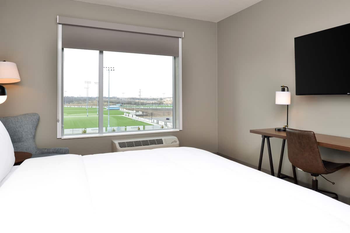 1 Schlafzimmer, Minibar, Zimmersafe, Schreibtisch