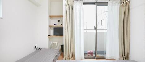 1 bedroom, desk, iron/ironing board, free WiFi