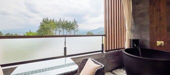Standard JapaneseWestern roomNo Mt Fuji view breakfast included / Minamitsuru-gun Yamanashi