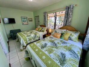 1 bedroom, free WiFi, bed sheets - Tropical Garden at The Blue Orchid with Pool (Montego Bay)