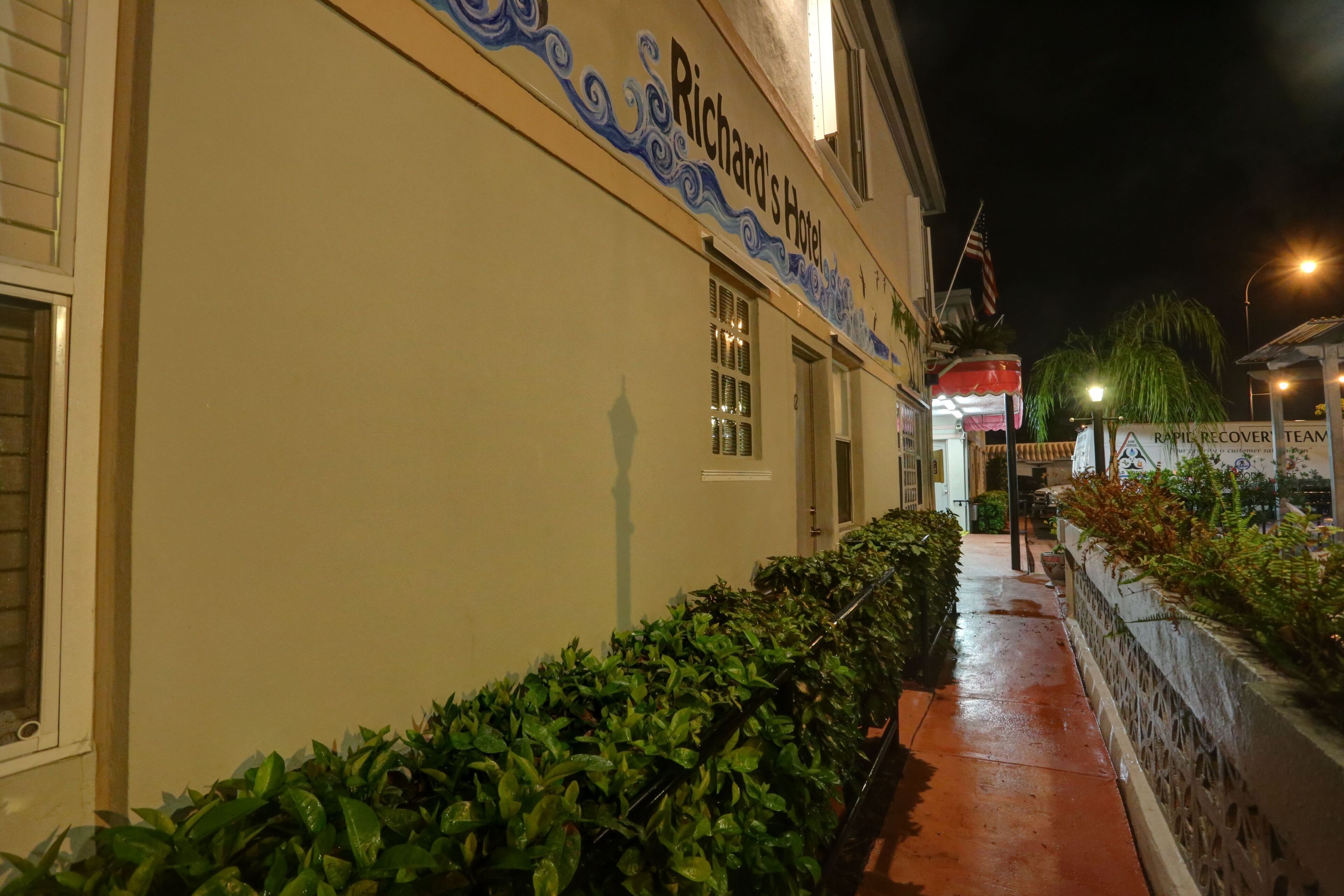 Photo - Richard's Hotel