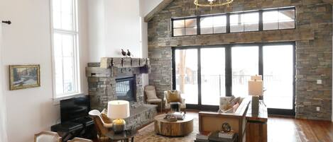 TV, fireplace, stereo