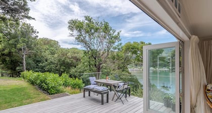 Otahuahua - Akaroa Holiday Home