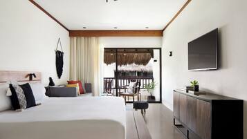 Deluxe Room, 2 Queen Beds, Balcony, Garden View