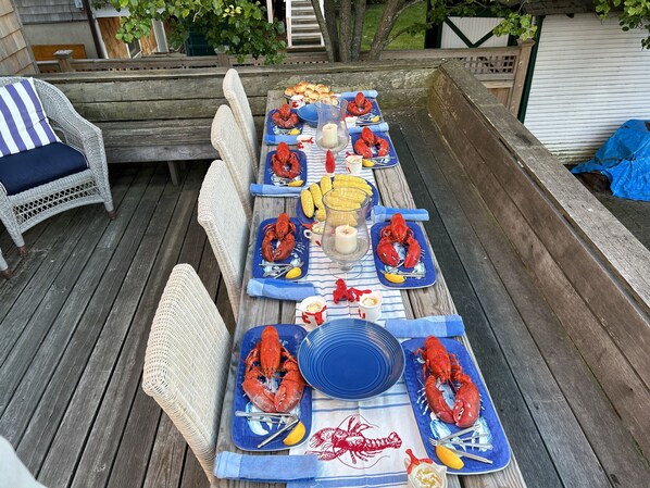 Outdoor dining - 7br/3.5ba Classic Bay Head Beach House Steps To The Beach  (Bay Head)