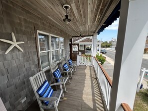Terrace/patio - 7br/3.5ba Classic Bay Head Beach House Steps To The Beach  (Bay Head)